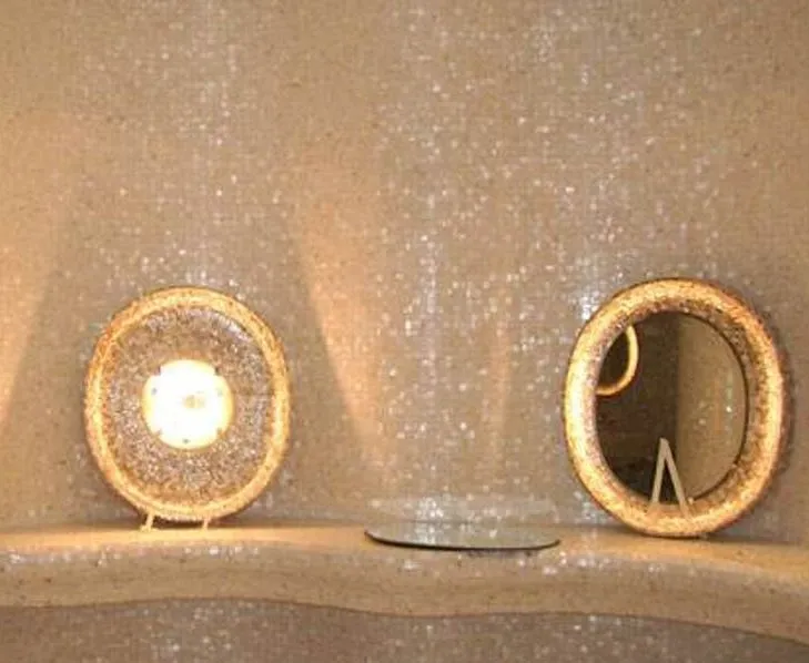 LUXURY: SHELL