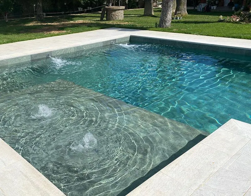 Цвет Trésor Bali, вдохновленный водами индонезийских островов, поможет создать расслабляющую, полную очарования атмосферу.